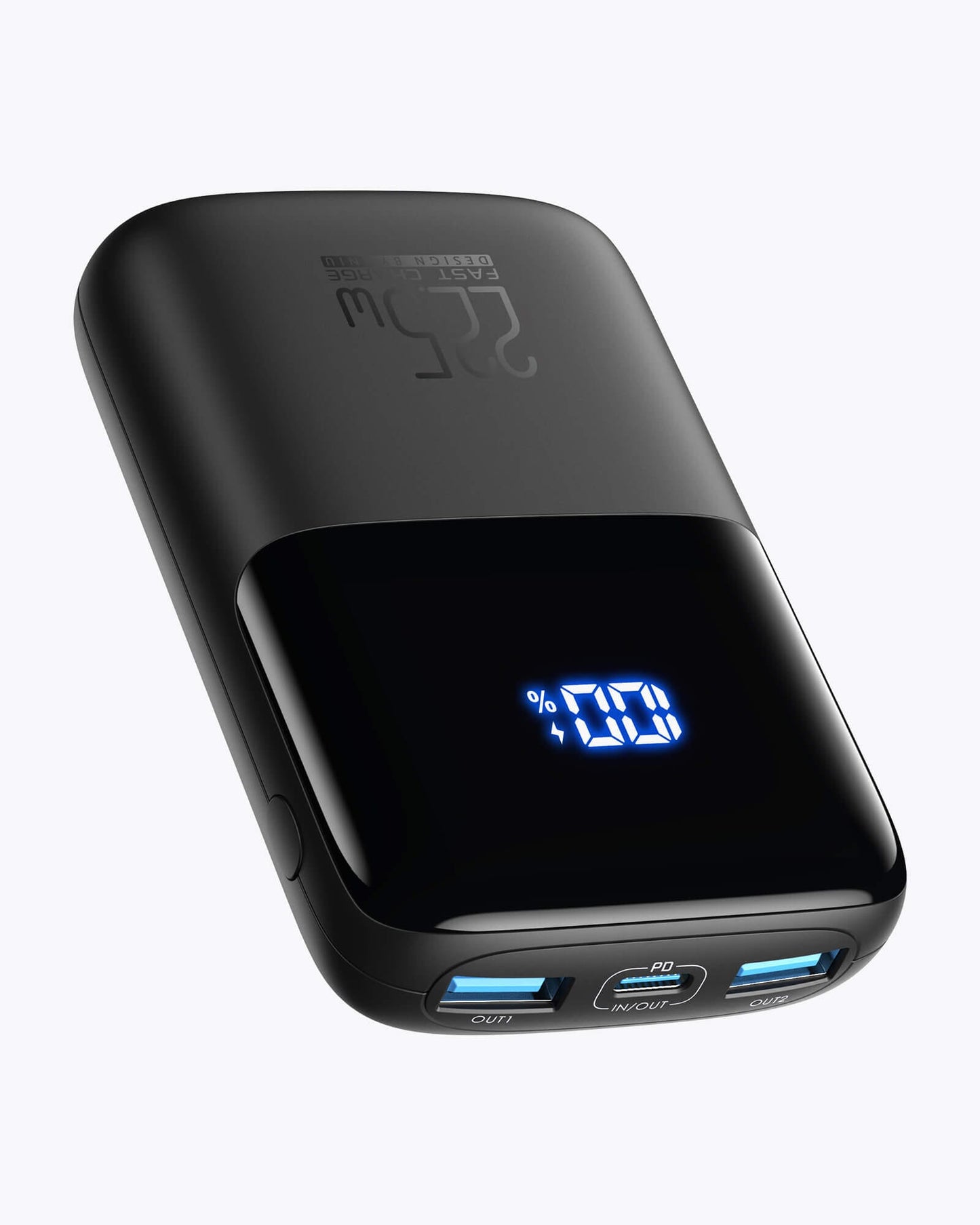 INIU B61 power bank, black, with digital display showing 100% charge and USB ports. 22.5W Fast Charge.